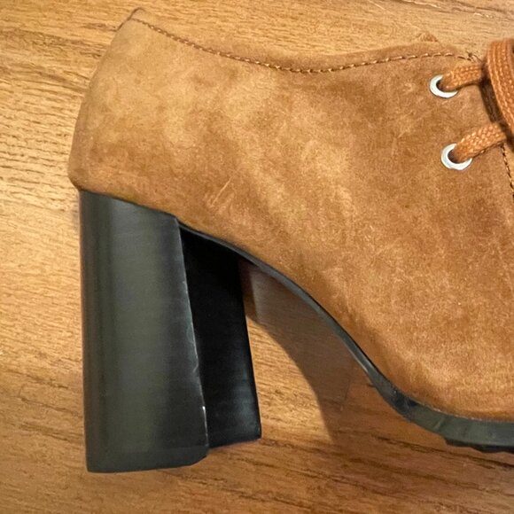 Clarks Suede heels - Picture 4 of 8